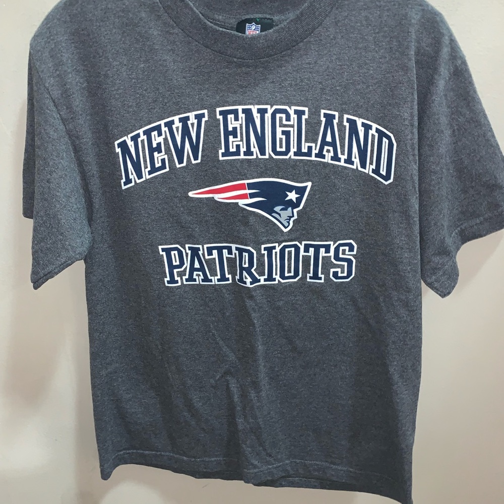 Men’s new england patriots T-shirts Size Medium